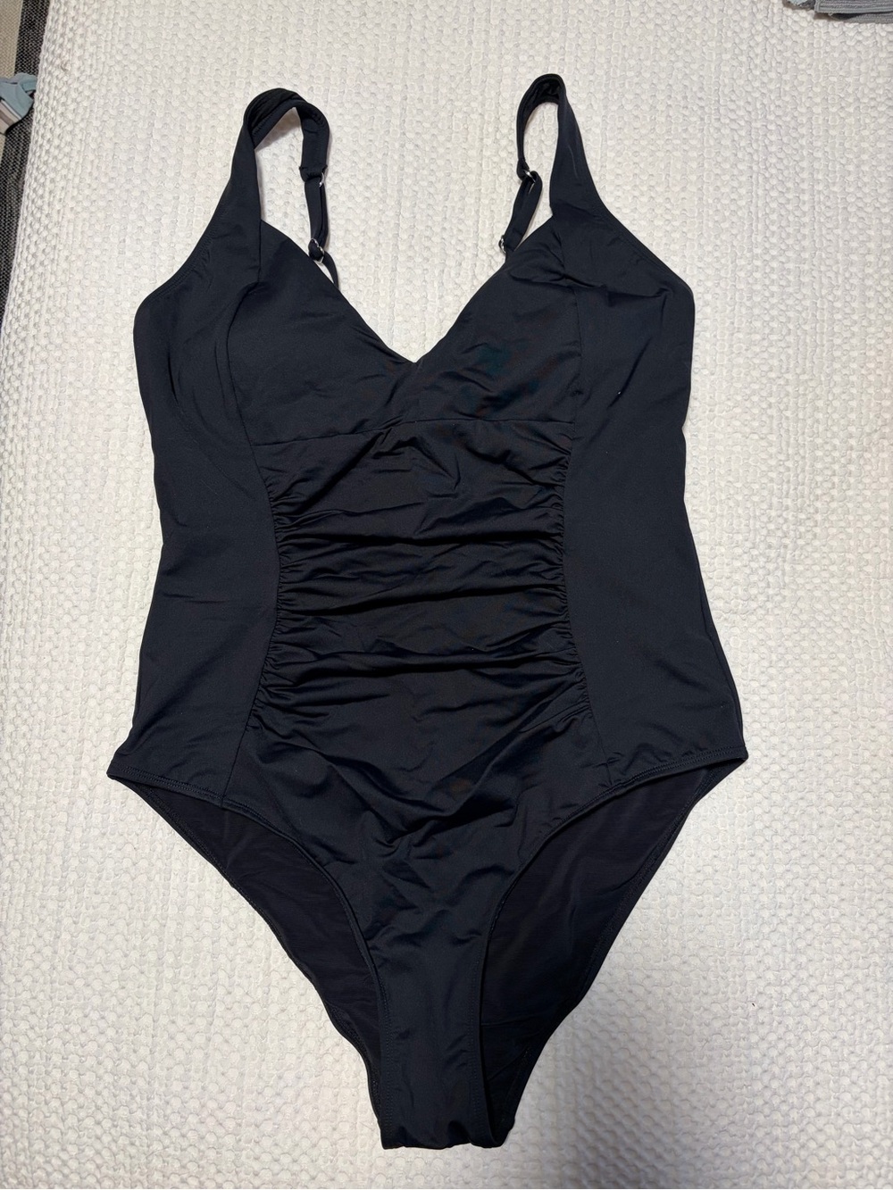 Cupshe Black Ruched One-Piece Swimsuit
